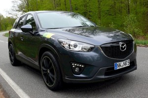 На фото - Мазда CX-5, fruityloops.su