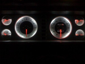 На фото - новый дизайн приборной панели ВАЗ 2107, форум-авто35.рф