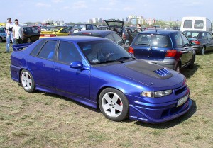 На фото - тюнинг экстерьера Daewoo Еspero, photo.qip.ru