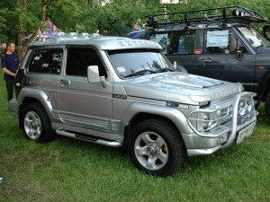 На фото - тюнинг обвеса Нивы, tuning.expert-club.com