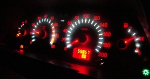 На фото - тюнинг приборной панели ВАЗ 2110, лада2111.рф