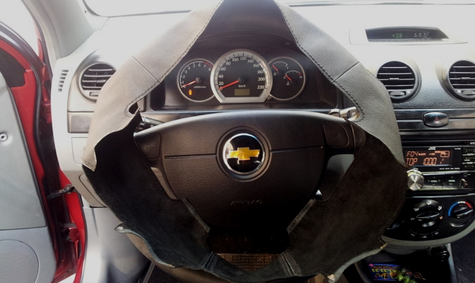 Оплетка руля Шевроле Лачетти Оплетка руля Шевроле Лачетти