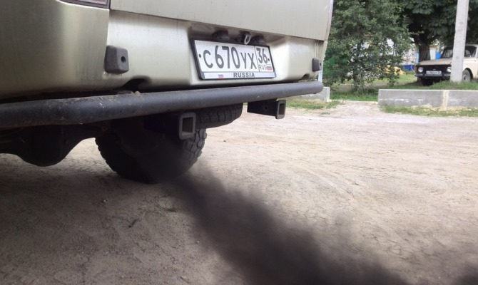 Причины появления черного дыма будут зависеть от типа силового агрегата вашего автомобиля