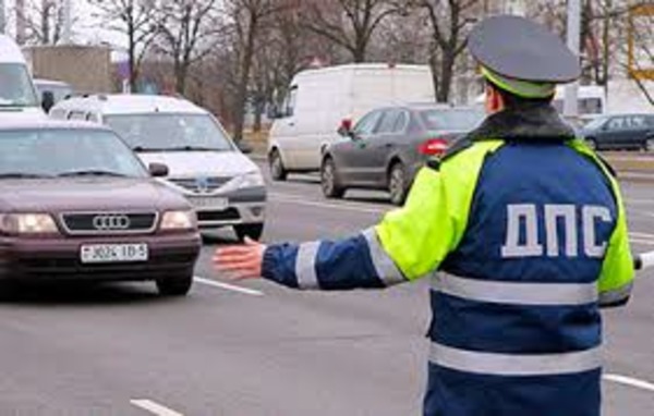 Виды автомобильных разводов на дорогах и способы их избежать