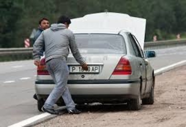 Виды автомобильных разводов на дорогах и способы их избежать