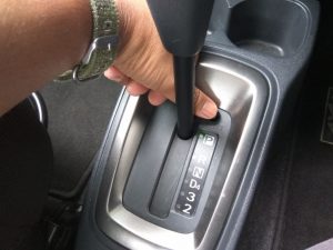 Для чего на АКПП нужна кнопка Shift Lock?