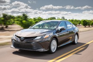 Почему японцы покупают не Camry и Rav4: ТОП-5 самых продаваемых в Японии автомобилей