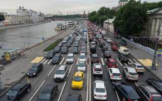 Чем можно заняться, стоя в автомобильной пробке