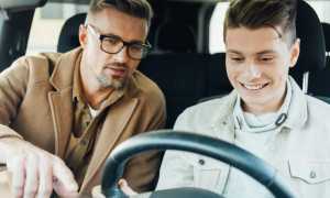 До скольких лет закон позволяет водить автомобиль?