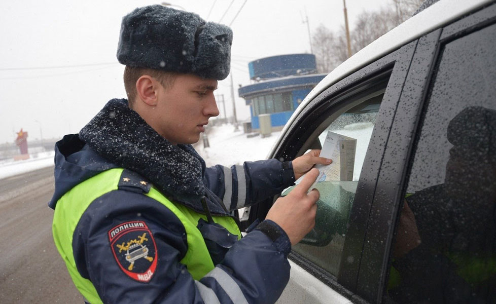 Остановил инспектор ГИБДД