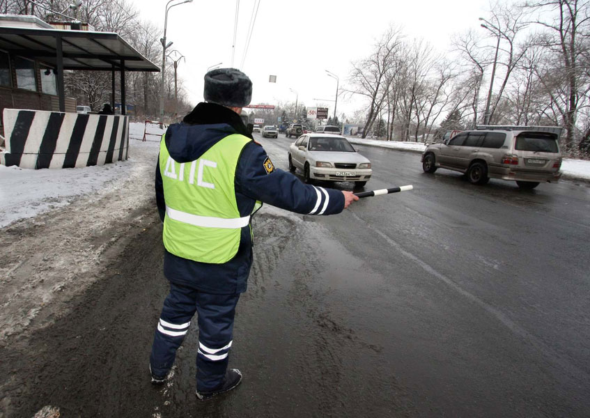 Пост ГИБДД на автодороге
