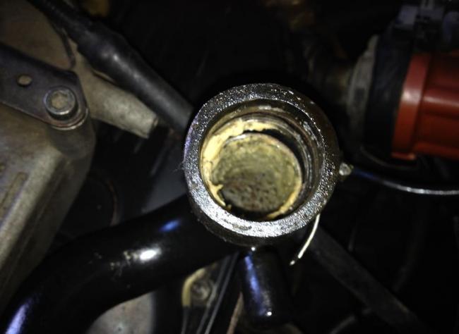 Трубка с замершим конденсатом