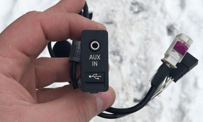 USB AUX гнездо