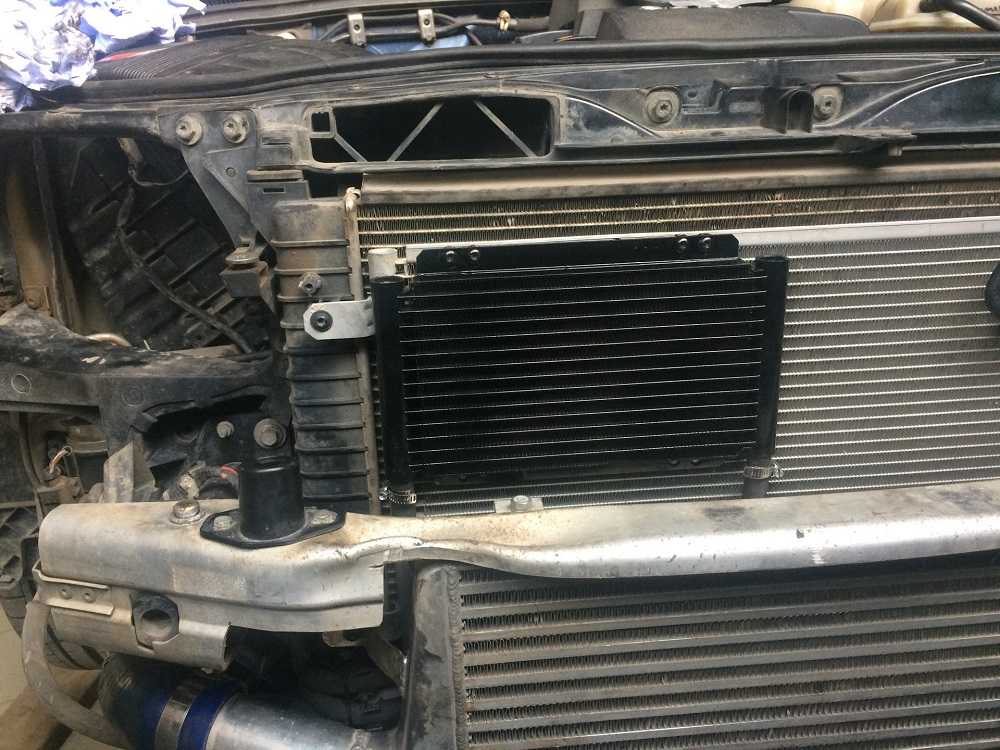 Вспомогательный радиатор в авто