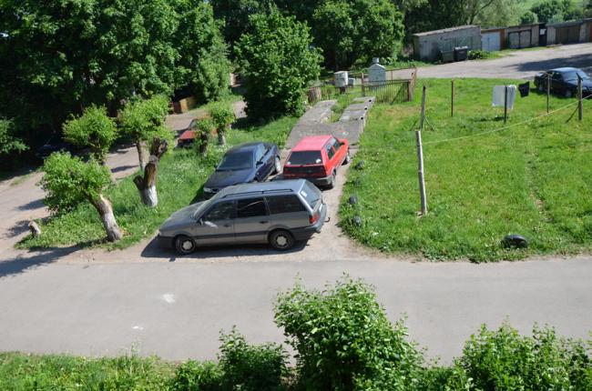 Заблокирован выезд со двора